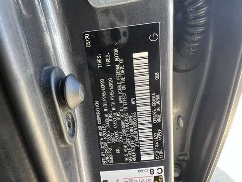 Used 2020 Toyota 4Runner Limited image 50