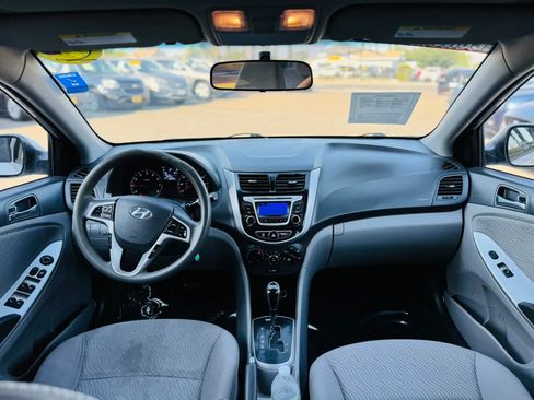 Used 2014 Hyundai Accent GLS w/ Option Group 2 FWD image 14