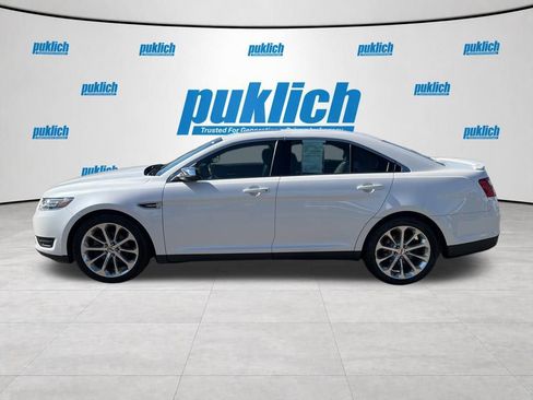 Used 2018 Ford Taurus Limited AWD/4WD image 4