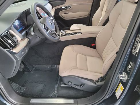 New 2026 Volvo XC90 B6 Plus w/ Protection Package Premier AWD/4WD image 9