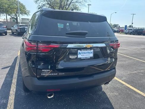 Used 2023 Chevrolet Traverse LT w/ LT Premium Package AWD/4WD image 7