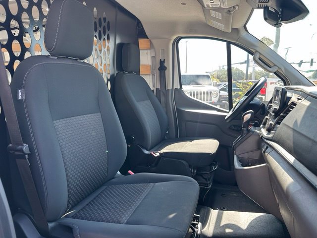 Certified 2025 Ford Transit 250 Low Roof w/ Exterior Upgrade Package RWD image 12