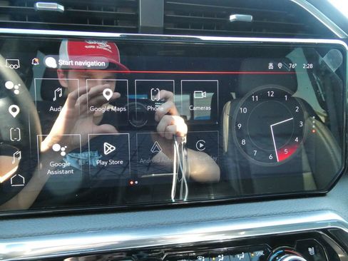 Certified 2024 GMC Sierra 1500 Denali w/ Denali Reserve Package AWD/4WD image 38