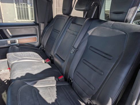 Used 2022 Mercedes-Benz G 550 image 26