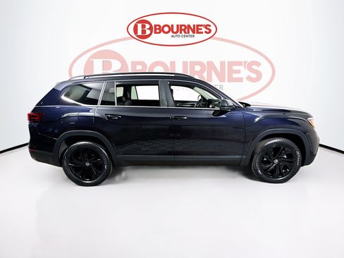 Used 2023 Volkswagen Atlas SE w/ Panoramic Sunroof Package AWD/4WD image 12