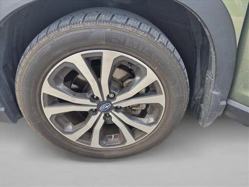 Used 2019 Subaru Forester Limited w/ Popular Package #3 AWD/4WD image 18