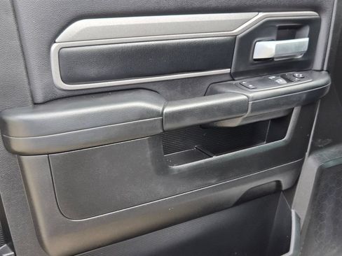 Used 2019 RAM 3500 Tradesman RWD image 14