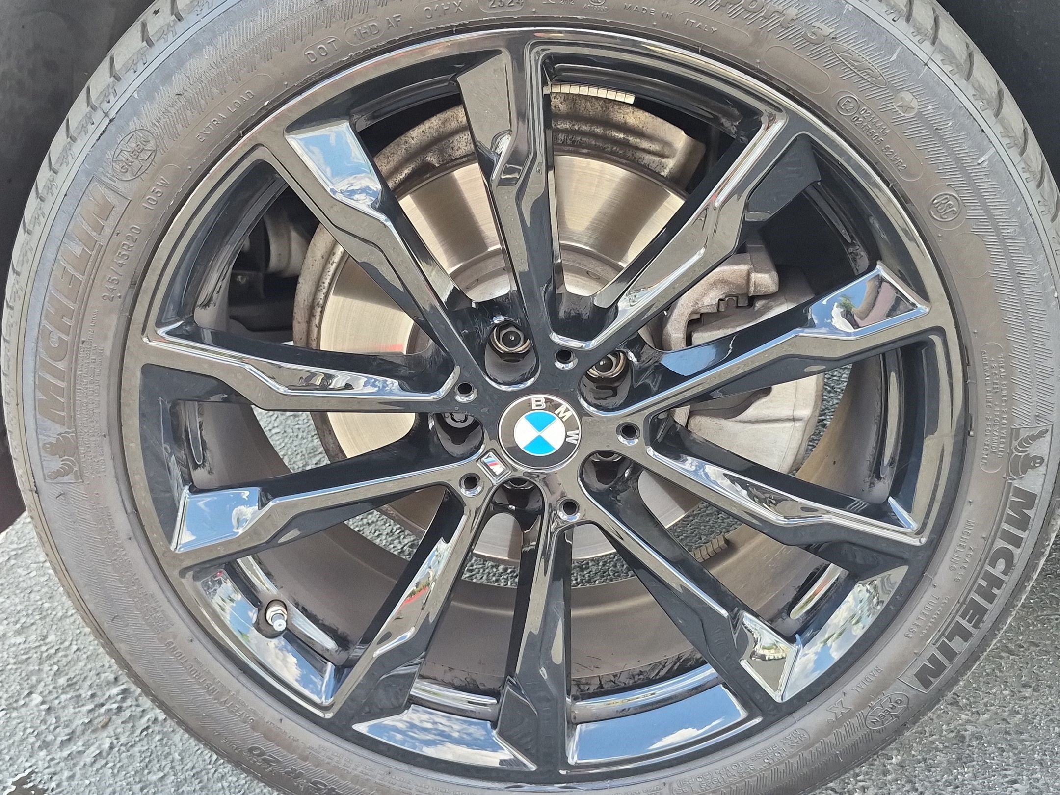 Used 2025 BMW X4 xDrive30i w/ Premium Package AWD/4WD image 13