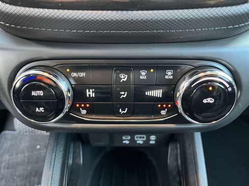 Used 2023 Chevrolet TrailBlazer LT w/ Convenience Package image 17