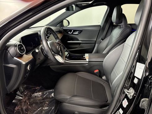 Used 2025 Mercedes-Benz C 300 4MATIC Sedan image 24
