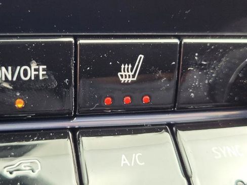 New 2025 GMC Canyon Elevation w/ Convenience Package image 14