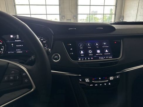 Certified 2024 Cadillac XT5 Premium Luxury w/ Technology Package FWD image 18