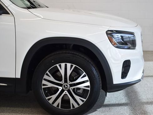New 2026 Mercedes-Benz GLB 250 4MATIC image 16