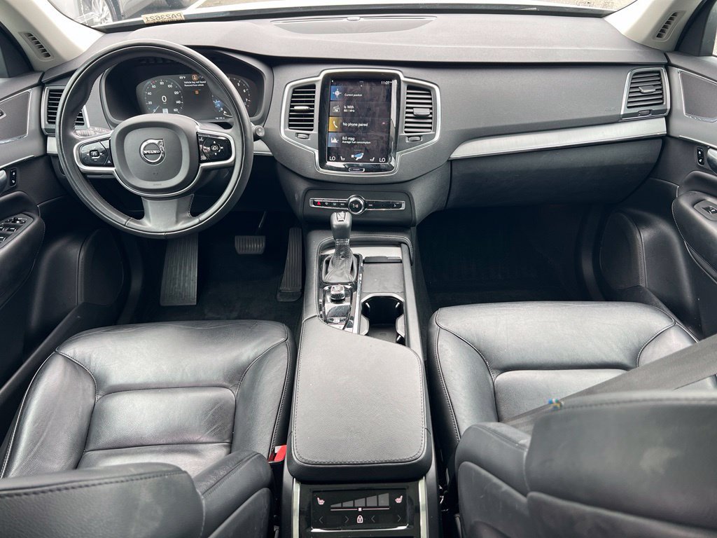 Used 2022 Volvo XC90 T5 Momentum AWD/4WD image 14
