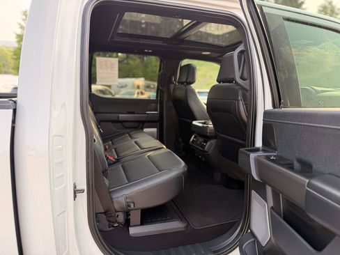 Used 2024 Ford F150 Lariat w/ Equipment Group 502A High AWD/4WD image 17