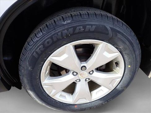 Used 2014 Subaru Forester 2.5i Limited w/ Popular Package #2 image 7
