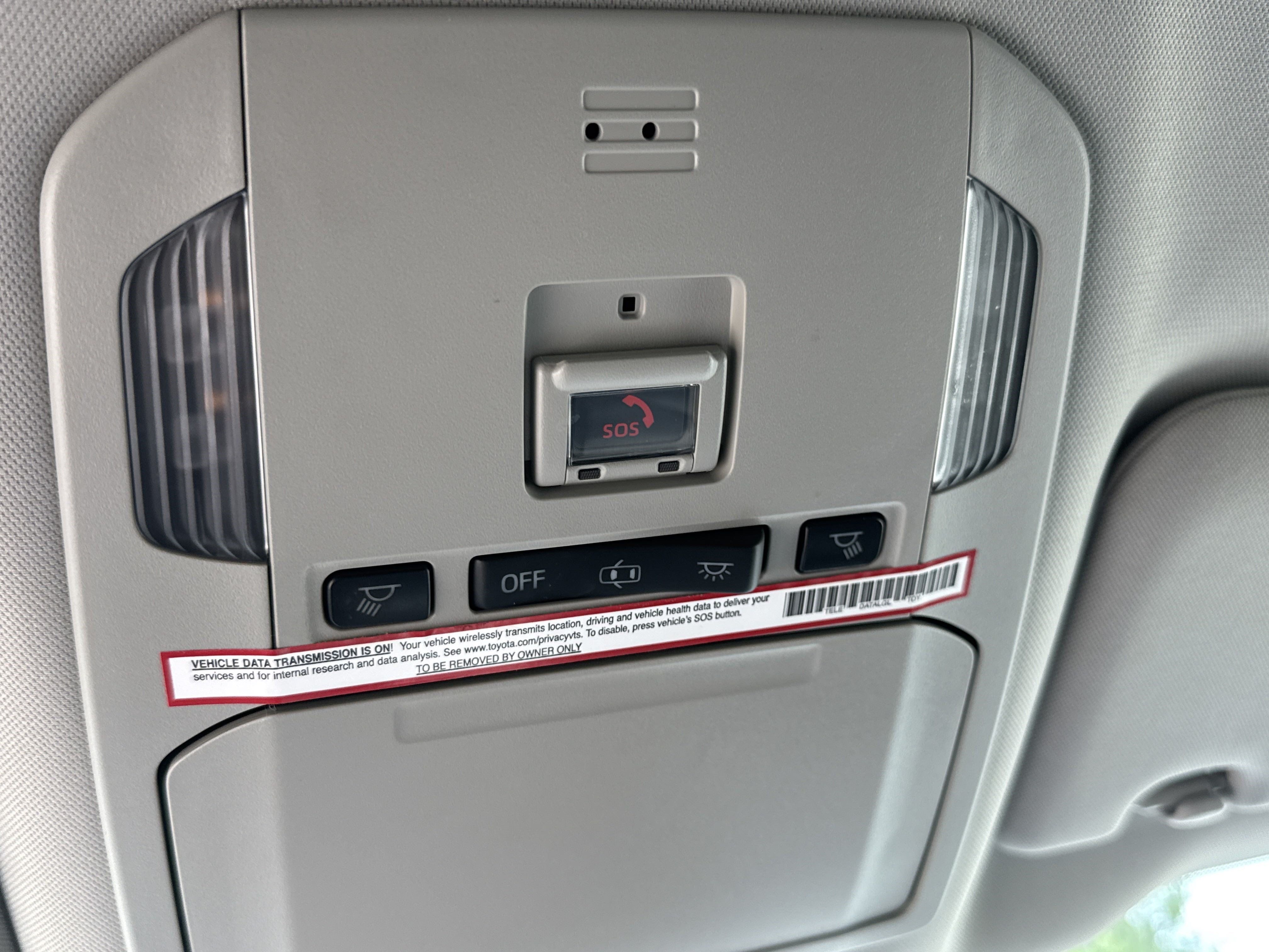 Used 2020 Toyota Highlander LE FWD image 36