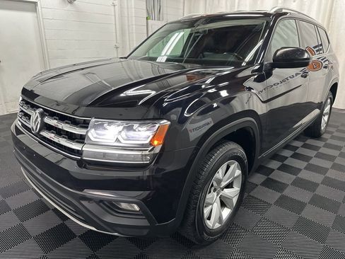 Used 2018 Volkswagen Atlas SE image 4