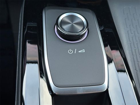 New 2026 Buick Enclave Preferred w/ Power Package image 29