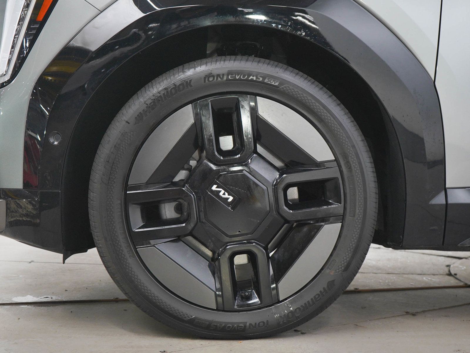 Used 2024 Kia EV9 GT-Line AWD/4WD image 28