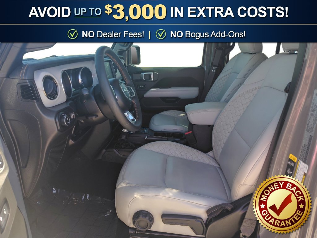 Used 2023 Jeep Gladiator Overland AWD/4WD image 14