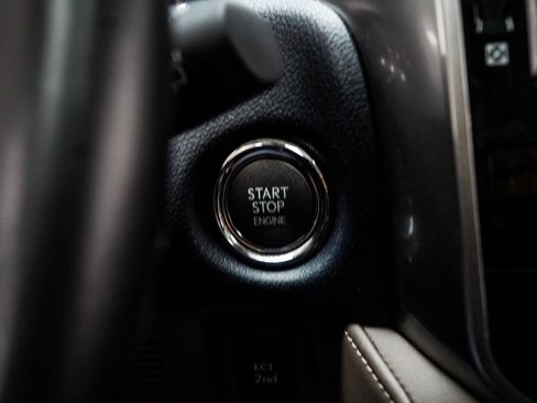 Used 2023 Lexus GX 460 Premium w/ Accessory Package AWD/4WD image 25