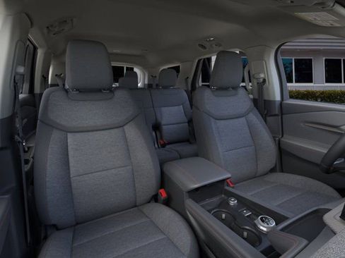 New 2026 Ford Explorer Active RWD image 10