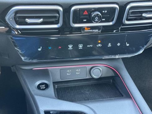 New 2026 Nissan Sentra SV w/ SV Convenience Package image 28