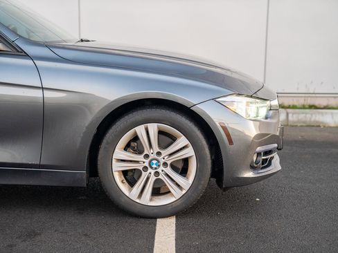 Used 2016 BMW 328i Sedan image 9