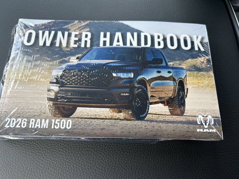 New 2026 RAM 1500 Big Horn AWD/4WD image 18