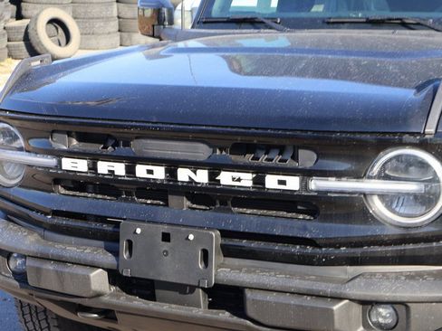 New 2026 Ford Bronco Outer Banks image 2