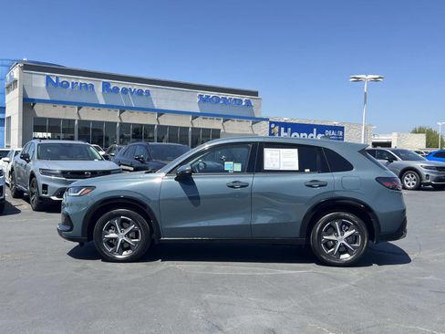 Certified 2024 Honda HR-V EX-L image 2