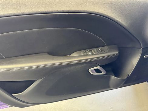 Used 2018 Dodge Challenger R/T Scat Pack w/ Leather Interior Group image 13