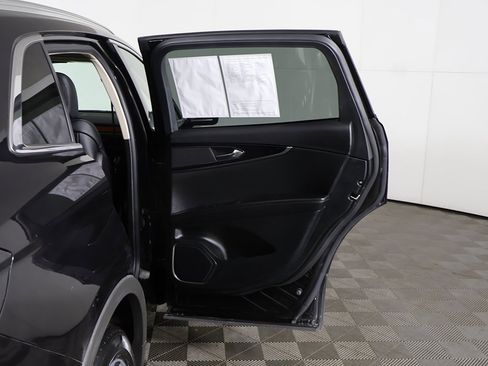 Used 2022 Lincoln Nautilus Reserve image 25