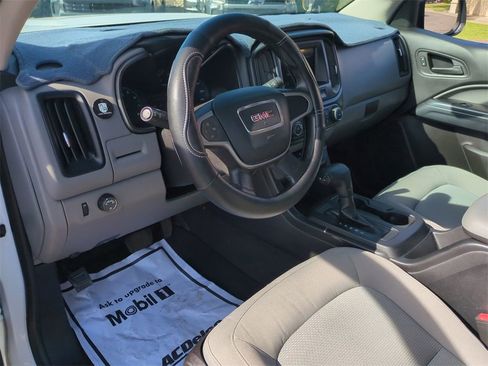 Used 2019 GMC Canyon 2WD Crew Cab w/ Convenience Package image 10