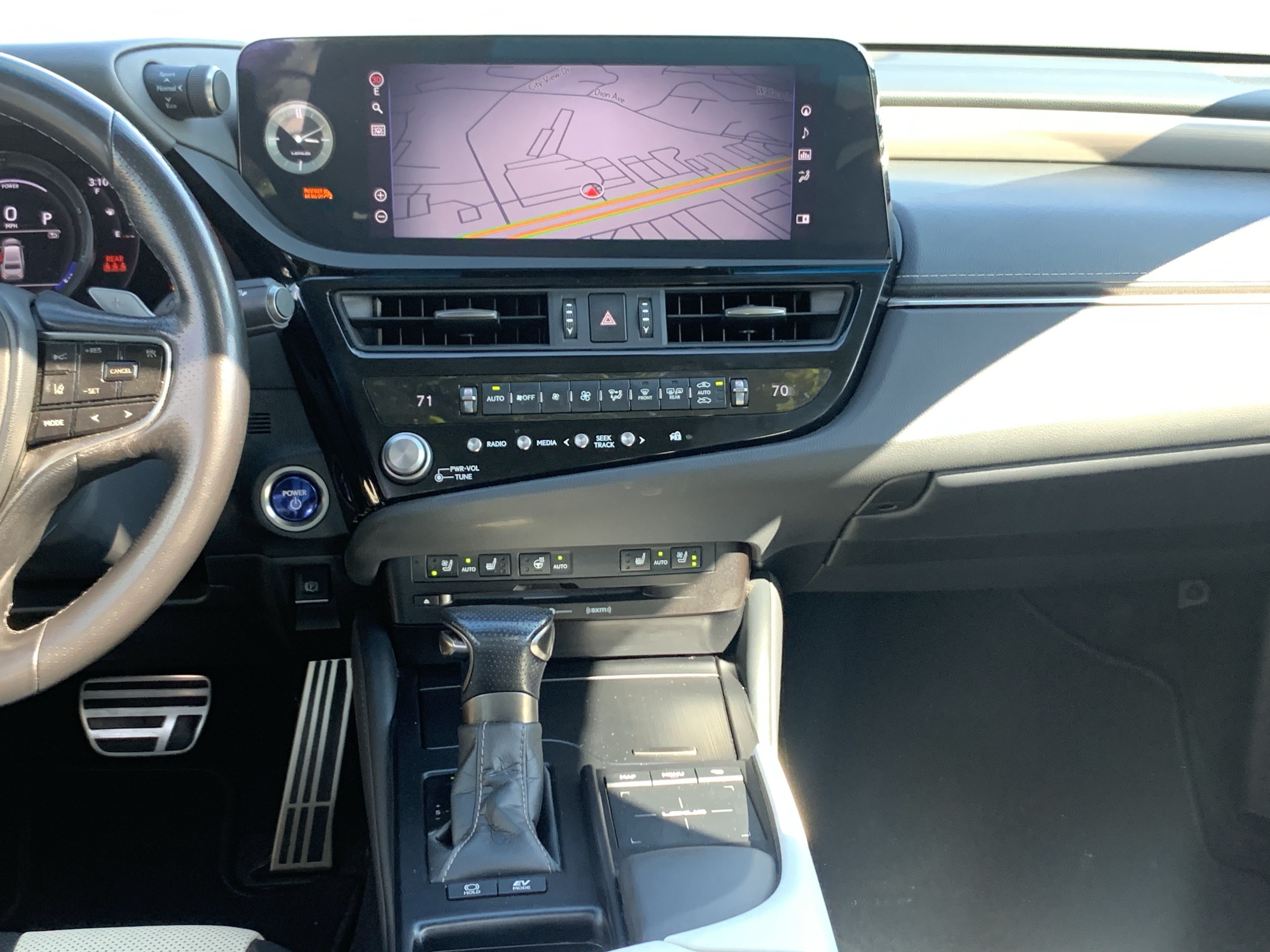 Used 2022 Lexus ES 300h F Sport w/ Accessory Package 2 FWD image 31