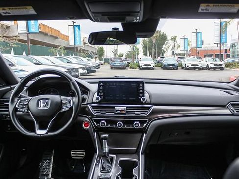 Used 2020 Honda Accord Sport image 16