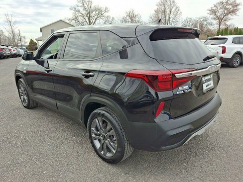 Certified 2023 Kia Seltos LX image 5