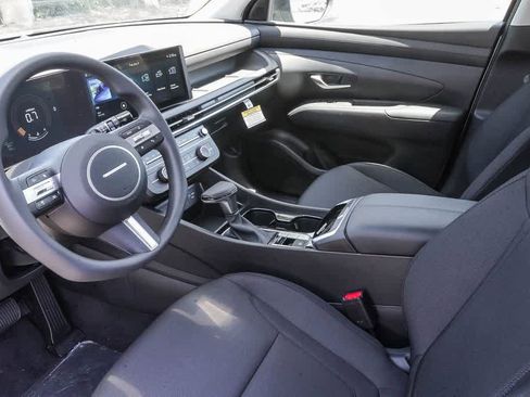 New 2026 Hyundai Tucson SE FWD image 18