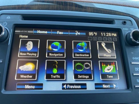 Used 2015 Chevrolet Traverse LT FWD image 29