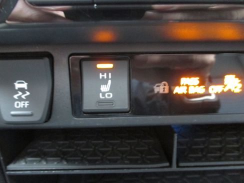 Used 2024 Toyota RAV4 XSE image 26