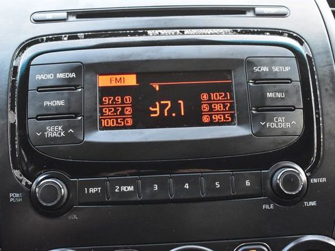 Used 2018 Kia Forte LX image 30