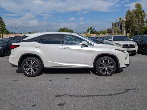 Used 2017 Lexus RX 350 AWD image 2
