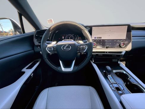 Used 2023 Lexus RX 350h w/ Accessory Package (Z1) AWD/4WD image 15