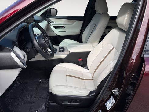 Certified 2024 MAZDA CX-90 Plug-In Hybrid w/ Premium Plus AWD/4WD image 10