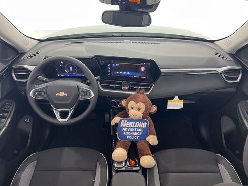 New 2026 Chevrolet TrailBlazer LT w/ Convenience Package image 19