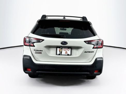 Used 2025 Subaru Outback Onyx Edition AWD/4WD image 8
