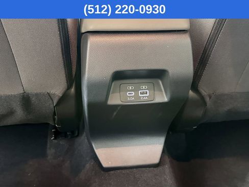 Certified 2025 Subaru Crosstrek 2.0i Premium image 31