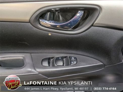 Used 2019 Nissan Sentra S image 14
