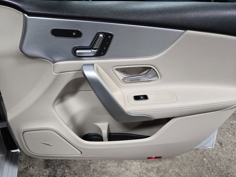 Used 2020 Mercedes-Benz A 220 A 220 image 49